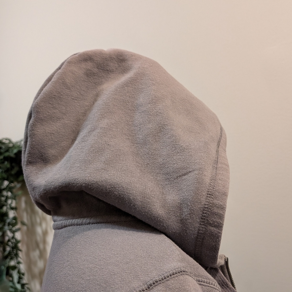 Peloton Women's Gray Zip-Up Hoodie - Picture 8 of 8
